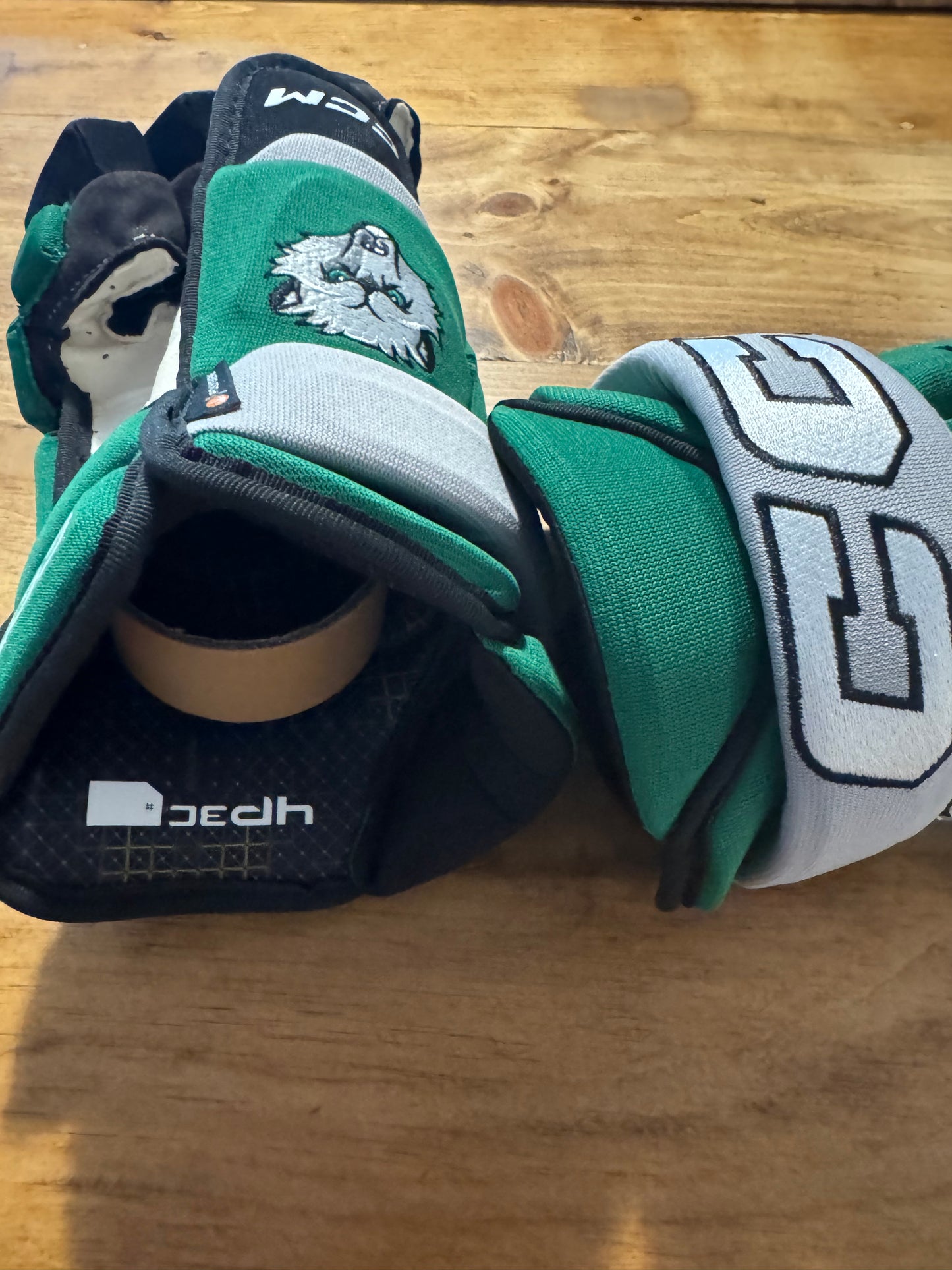 New CCM Custom Pro Bearcat Gloves HG4P3C