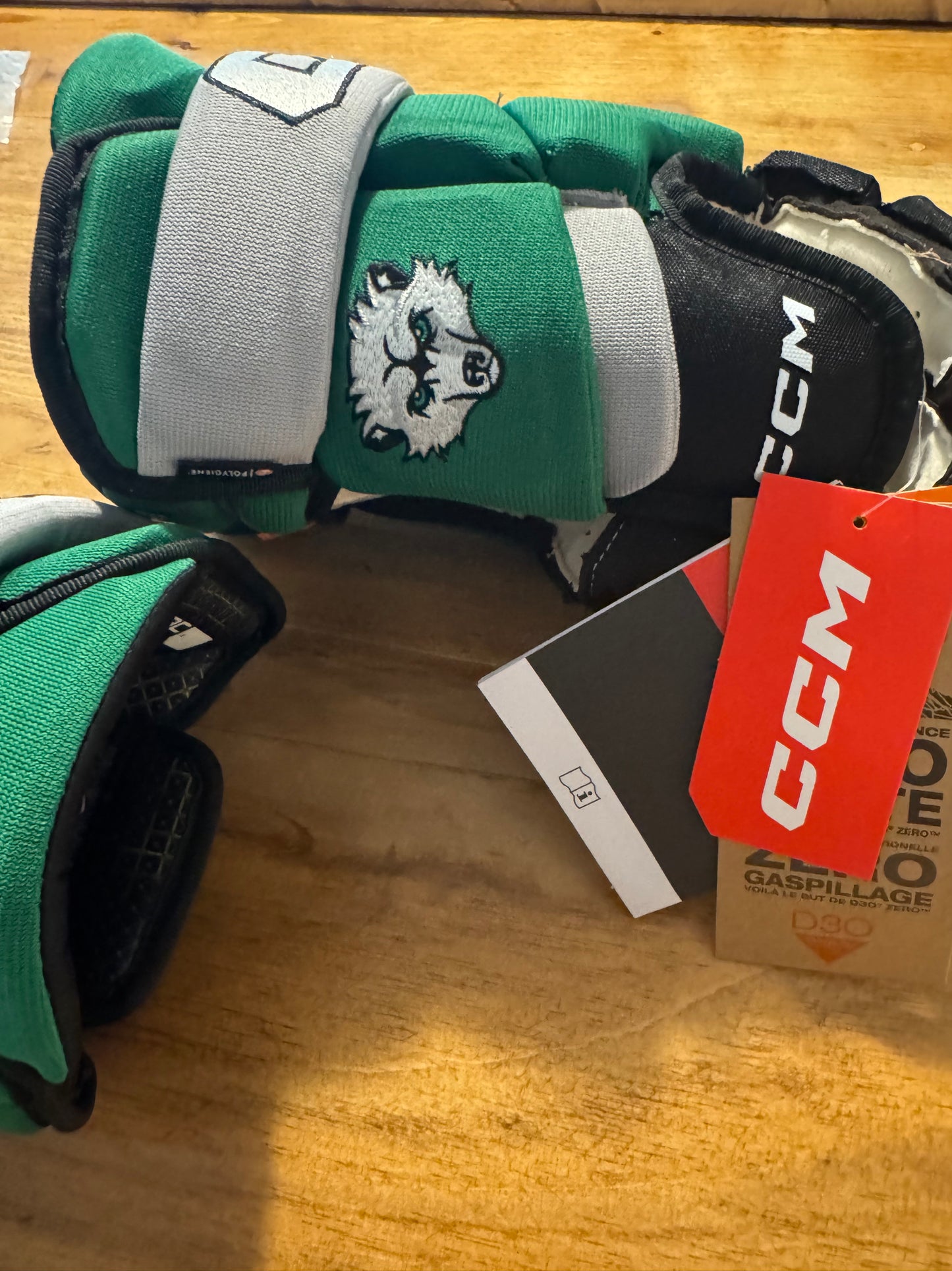 New CCM Custom Pro Bearcat Gloves HG4P3C