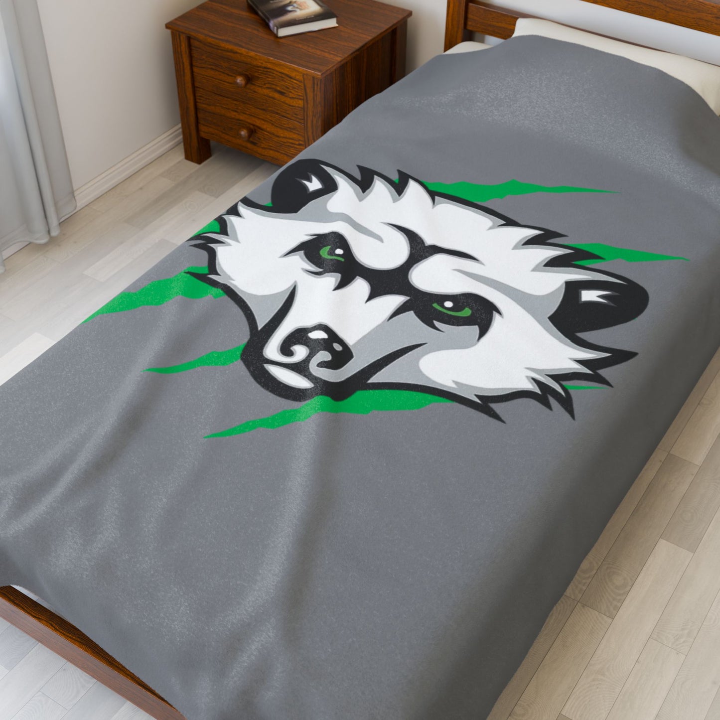 Bearcat Hockey Plush Blanket - Cozy Throw